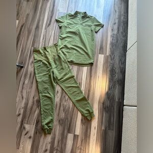 COPY - FIGS maternity scrubs set